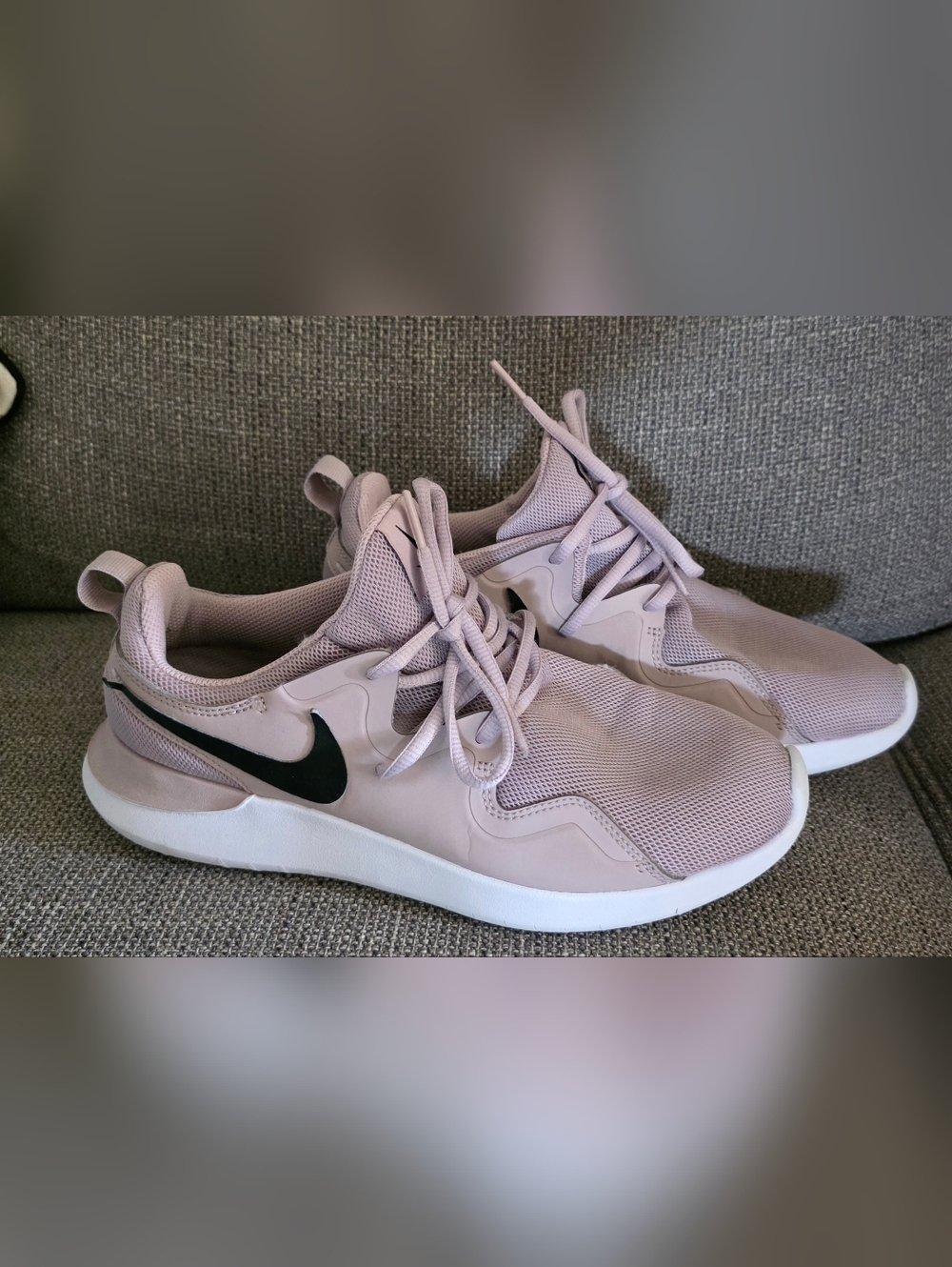 Nike Women's Pink Lace-Up Running Sneakers
